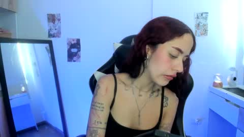 Snapshot of kaylie_xxx chatting on July 29, 9:35 pm kaylie online show from July 29, 9:35 pm