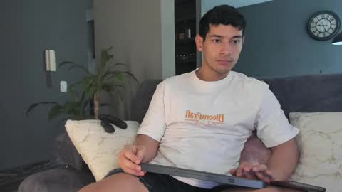 Kayn online show from November 24, 7:35 pm