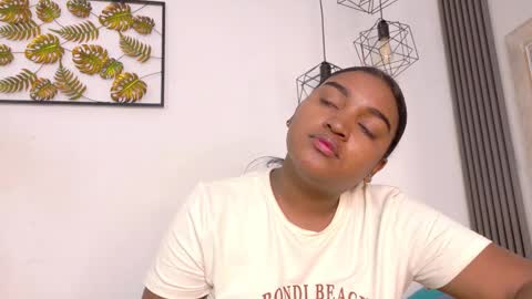 Kayna online show from January 8, 7:05 pm