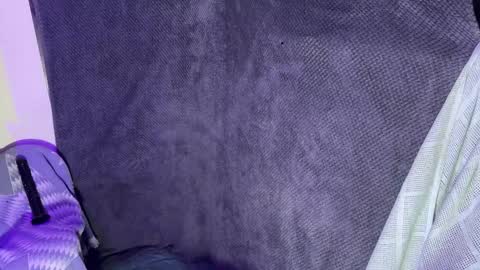 Snapshot of kayorkatie chatting on December 16, 10:59 pm katie online show from December 16, 10:59 pm