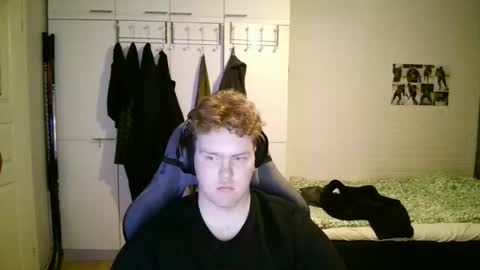 Snapshot of kayttajaviides5 chatting on May 23, 8:24 pm Aatu online show from May 23, 8:24 pm