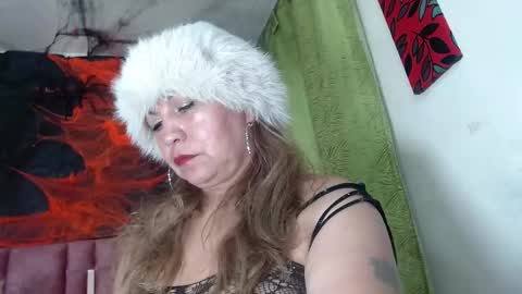 Snapshot of kazsandrah chatting on October 28, 1:03 pm KAZSANDRAH online show from October 28, 1:03 pm