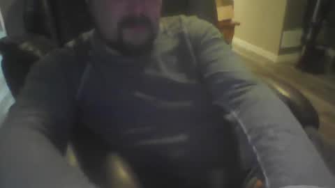 kchristi325 online show from December 3, 11:46 pm