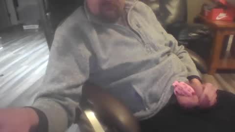 kchristi325 online show from December 21, 10:19 pm