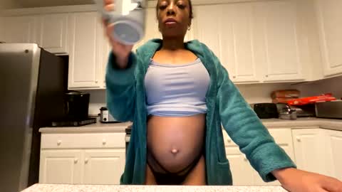 Snapshot of keephimcum69me chatting on February 12, 1:41 am Keephimcum69me online show from February 12, 1:41 am