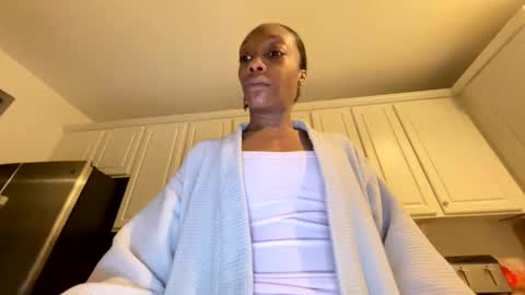 Snapshot of keephimcum69me chatting on March 15, 11:05 am Keephimcum69me online show from March 15, 11:05 am