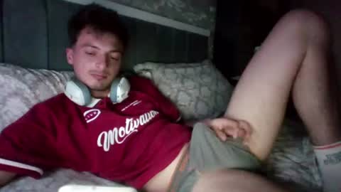 Snapshot of keetherwulf chatting on June 29, 9:37 pm keetherwulf online show from June 29, 9:37 pm