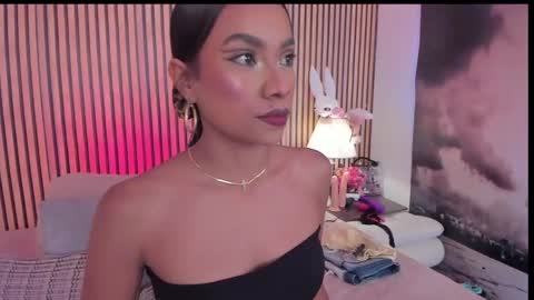 keeyla stone online show from January 18, 9:40 pm