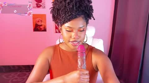 Snapshot of kehlannis_ chatting on May 12, 10:29 pm Kehlannis online show from May 12, 10:29 pm