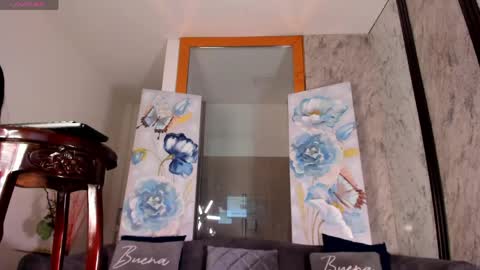 Snapshot of keila_rose chatting on May 27, 4:53 am keila_rose online show from May 27, 4:53 am