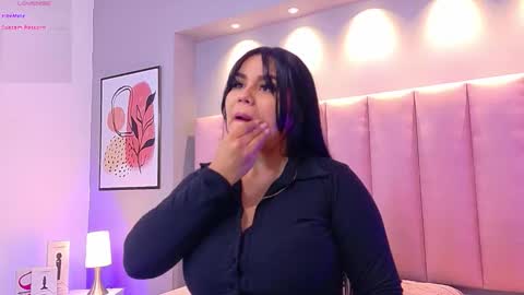 Snapshot of keily_ross1 chatting on November 1, 8:00 pm Keily Ross online show from November 1, 8:00 pm