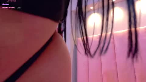 Snapshot of keily_ross1 chatting on November 13, 8:52 pm Keily Ross online show from November 13, 8:52 pm