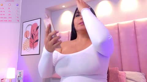 Snapshot of keily_ross1 chatting on November 15, 9:32 pm Keily Ross online show from November 15, 9:32 pm