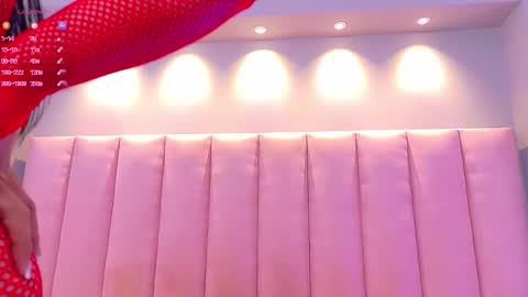 Snapshot of keily_ross1 chatting on November 23, 12:54 am Keily Ross online show from November 23, 12:54 am