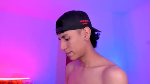 Alejandro Gonzalez online show from November 18, 2:39 am