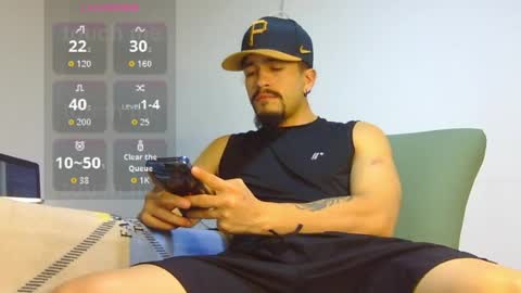 Snapshot of keivid_2303 chatting on August 2, 3:16 am david online show from August 2, 3:16 am