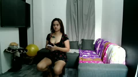 Snapshot of keizel chatting on June 16, 11:18 pm pepper online show from June 16, 11:18 pm