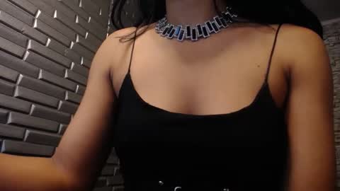  K E I Z Y  online show from March 16, 12:53 pm