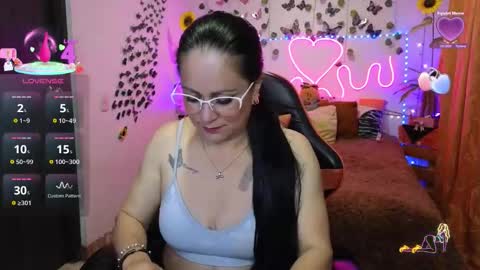 Snapshot of keka_teiku chatting on December 5, 4:10 am keka_teiku online show from December 5, 4:10 am