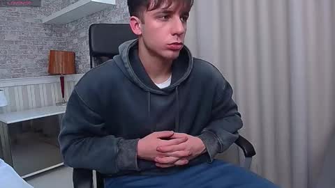 KellenWest online show from January 14, 11:16 am