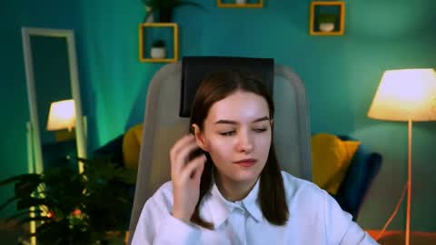 Snapshot of kelliebanshe chatting on May 5, 5:15 am kelliebanshe online show from May 5, 5:15 am