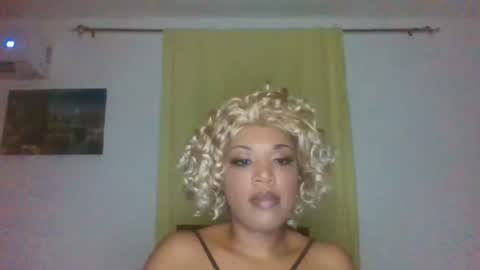 Kellie online show from June 18, 4:46 am