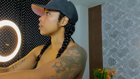 kelly__thomson online show from November 28, 10:56 pm