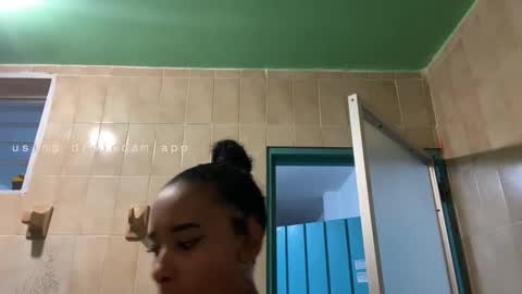 kelly__thomson online show from December 23, 12:52 am