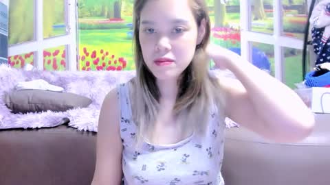 Kelly online show from November 5, 3:06 am