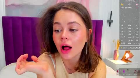Snapshot of kelly_cuutie chatting on May 19, 1:33 am Kelly online show from May 19, 1:33 am