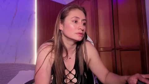 Snapshot of kelly_gracee chatting on May 11, 4:04 pm Kelly online show from May 11, 4:04 pm