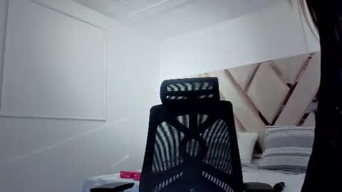 Snapshot of kelly_gracee chatting on July 18, 2:49 am Kelly online show from July 18, 2:49 am