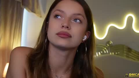 Kelly online show from March 6, 5:37 am