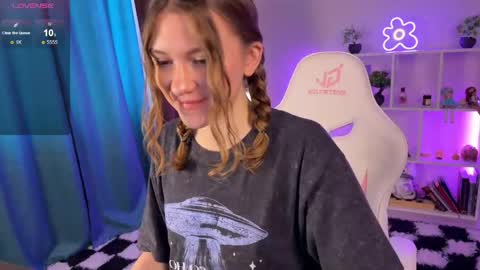 Snapshot of kelly_sunnn chatting on April 27, 8:12 am Kelly online show from April 27, 8:12 am