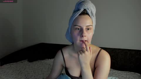 Snapshot of kellycartie chatting on May 31, 6:42 pm Im Kelly online show from May 31, 6:42 pm
