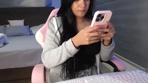 Snapshot of kellydirty6 chatting on April 28, 11:37 am Kelly online show from April 28, 11:37 am