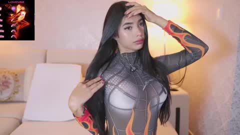 vanessa online show from April 25, 6:16 am