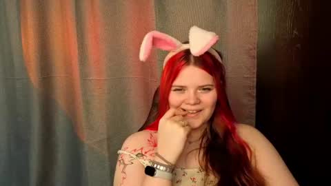 Snapshot of kellyfiery chatting on June 17, 8:28 am Kellyfiery online show from June 17, 8:28 am