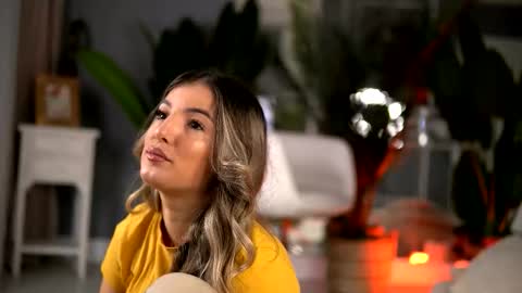 Denise online show from October 31, 1:50 am