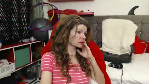 Snapshot of kellynumber chatting on February 4, 9:31 pm kelly online show from February 4, 9:31 pm