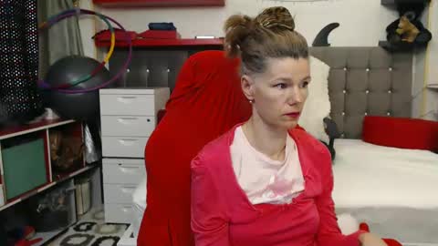 Snapshot of kellynumber chatting on February 8, 6:55 pm kelly online show from February 8, 6:55 pm