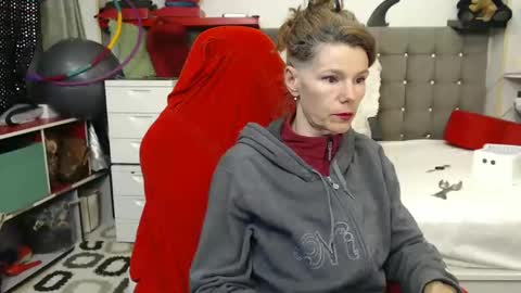 Snapshot of kellynumber chatting on February 11, 10:18 pm kelly online show from February 11, 10:18 pm