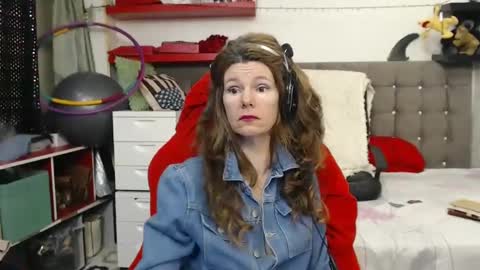 Snapshot of kellynumber chatting on February 17, 1:58 am kelly online show from February 17, 1:58 am