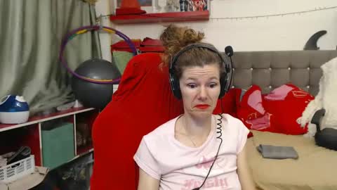 Snapshot of kellynumber chatting on March 6, 1:37 am kelly online show from March 6, 1:37 am