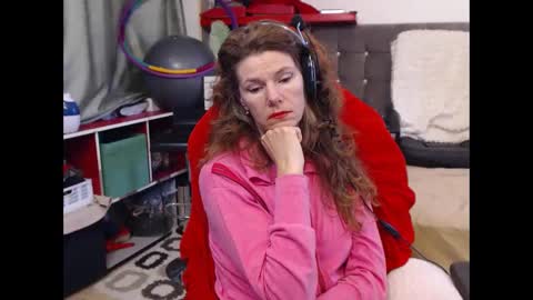 Snapshot of kellynumber chatting on March 11, 7:04 am kelly online show from March 11, 7:04 am