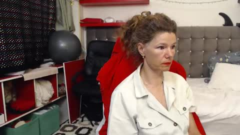 Snapshot of kellynumber chatting on September 15, 2:22 am kelly online show from September 15, 2:22 am