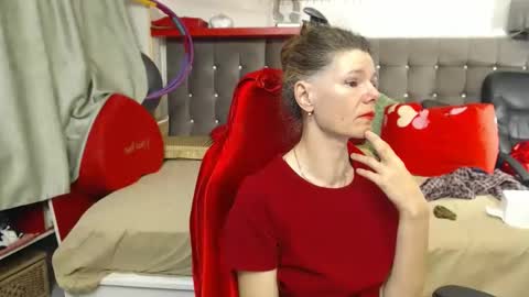 Snapshot of kellynumber chatting on November 3, 3:41 am kelly online show from November 3, 3:41 am