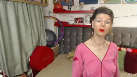 Snapshot of kellynumber chatting on November 6, 6:42 pm kelly online show from November 6, 6:42 pm