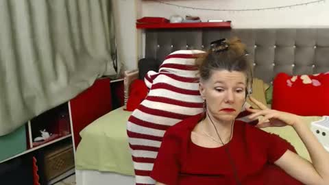 Snapshot of kellynumber chatting on November 29, 11:52 pm kelly online show from November 29, 11:52 pm