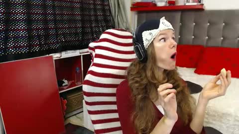 Snapshot of kellynumber chatting on December 15, 11:42 pm kelly online show from December 15, 11:42 pm